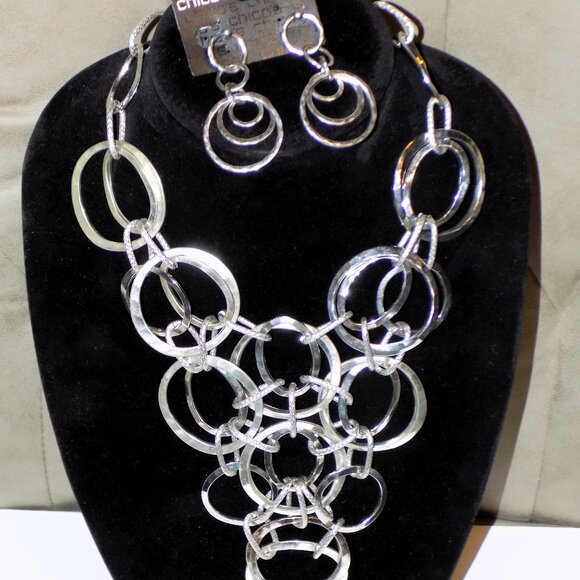 Chico's Hammered Silver Ring Link Statement Bib Necklace & New Earrings Set - Picture 7 of 7